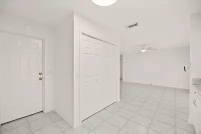 6712 Campanilla, Fort Pierce, FL 34951 - Photo 8