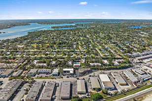 150 Pineview Rd, Jupiter, FL 33469 - Photo 38