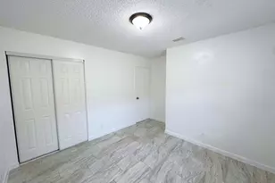 329 Melody Ln, Lantana, FL 33462 - Photo 2