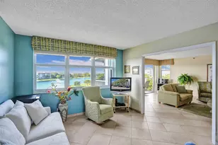 2900 N Course Dr, Pompano Beach, FL 33069 - Photo 2