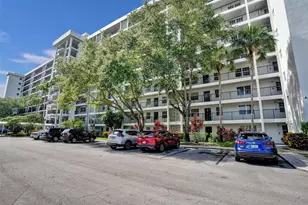 2900 N Course Dr, Pompano Beach, FL 33069 - Photo 48