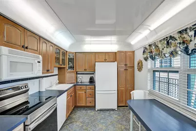2900 N Course Drive #602, Pompano Beach, FL 33069 - Photo 4