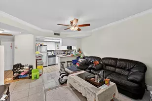 8290 Lake Dr, Doral, FL 33166 - Photo 8