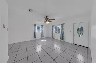 1906 NW 45th Ct, Tamarac, FL 33309 - Photo 4