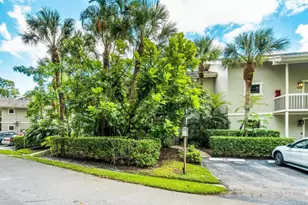 11863 Wimbledon Circle, Wellington, FL 33414 - Photo 26