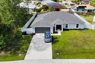 2372 SW Import Dr, Port Saint Lucie, FL 34953 - Photo 10