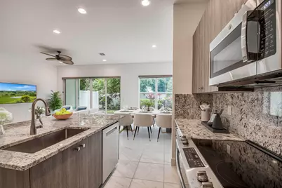 4829 Pointe Midtown Road, Palm Beach Gardens, FL 33418 - Photo 8