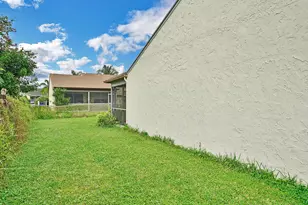 113 Pinewood Ct, Jupiter, FL 33458 - Photo 26