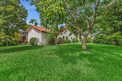 7908 NW 85th Terrace, Tamarac, FL 33321 - Photo 10