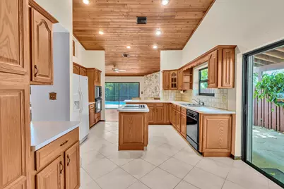 7908 NW 85th Terrace, Tamarac, FL 33321 - Photo 28