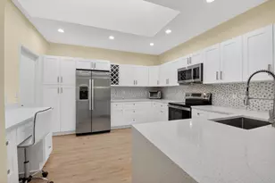 8350 Springlake Dr, Boca Raton, FL 33496 - Photo 14