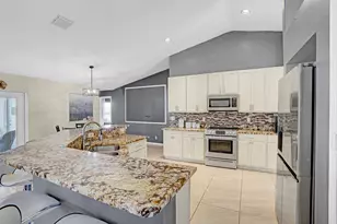 981 SW McComkle Ave, Port Saint Lucie, FL 34953 - Photo 22