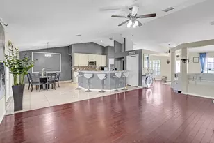 981 SW McComkle Ave, Port Saint Lucie, FL 34953 - Photo 18