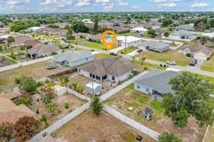 981 SW McComkle Ave, Port Saint Lucie, FL 34953 - Photo 40