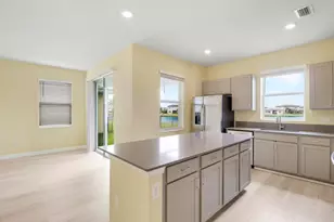 8292 NW Greenbank Cir, Port Saint Lucie, FL 34987 - Photo 42