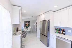5241 Jog Ln, Delray Beach, FL 33484 - Photo 2