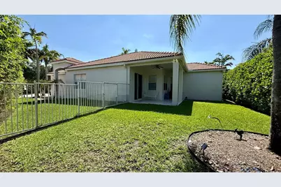 522 Live Oak Lane, Weston, FL 33327 - Photo 4