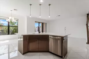 10098 Akenside Dr, Boca Raton, FL 33428 - Photo 6