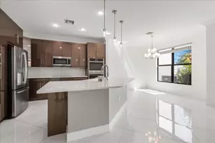 10098 Akenside Dr, Boca Raton, FL 33428 - Photo 4