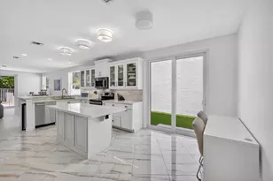 2114 Chagall Cir, West Palm Beach, FL 33409 - Photo 22