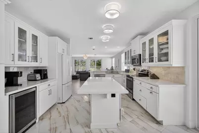 2114 Chagall Circle, West Palm Beach, FL 33409 - Photo 16