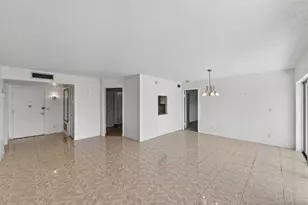 400 Diplomat Pkwy, Hallandale Beach, FL 33009 - Photo 4