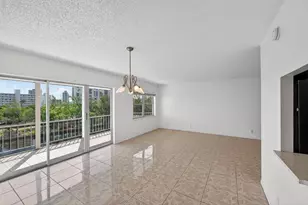 400 Diplomat Pkwy, Hallandale Beach, FL 33009 - Photo 6