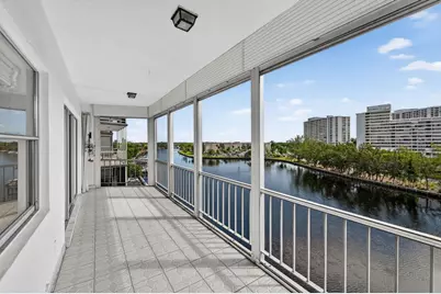 400 Diplomat Parkway #612, Hallandale Beach, FL 33009 - Photo 10