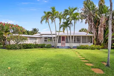 15 N Swinton Circle, Delray Beach, FL 33444 - Photo 1
