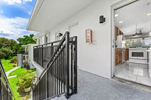 1045 SE 15th St, Fort Lauderdale, FL 33316 - Photo 14