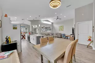 7917 Travlers Tree Dr, Boca Raton, FL 33433 - Photo 10