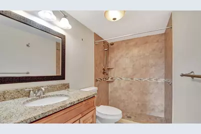 4539 Luxemburg Court #304, Lake Worth, FL 33467 - Photo 14