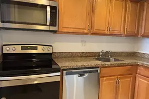 8051 S Colony Cir, Tamarac, FL 33321 - Photo 2