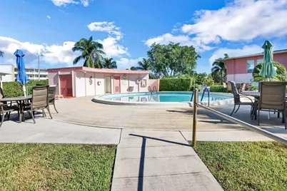 1 Golfs Edge #F, West Palm Beach, FL 33417 - Photo 16