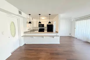 77 Hendricks Isle, Fort Lauderdale, FL 33301 - Photo 2