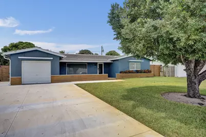 1201 SW 28th Avenue, Boynton Beach, FL 33426 - Photo 2