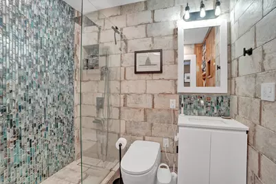 4641 NE 6th Avenue, Oakland Park, FL 33334 - Photo 20