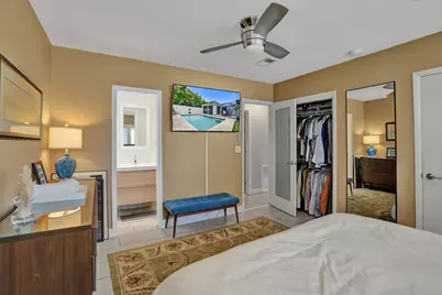 4641 NE 6th Avenue, Oakland Park, FL 33334 - Photo 14