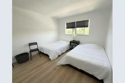 580 Egret Drive #305, Hallandale Beach, FL 33009 - Photo 8
