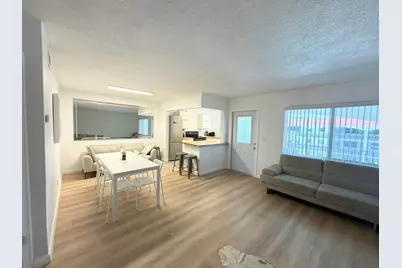 580 Egret Drive #305, Hallandale Beach, FL 33009 - Photo 2
