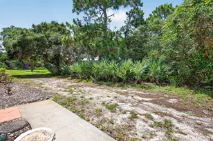 5706 SE Riverboat Dr, Stuart, FL 34997 - Photo 4