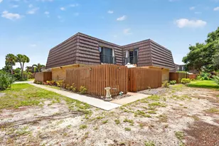 5706 SE Riverboat Dr, Stuart, FL 34997 - Photo 2