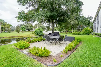 4401 Martinique Court #D2, Coconut Creek, FL 33066 - Photo 28