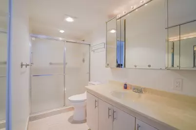 4401 Martinique Court #D2, Coconut Creek, FL 33066 - Photo 12