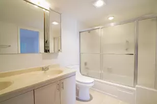 4401 Martinique Ct, Coconut Creek, FL 33066 - Photo 22