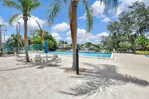 1059 Fairfax Cir W, Boynton Beach, FL 33436 - Photo 32