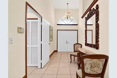 1059 Fairfax Circle W, Boynton Beach, FL 33436 - Photo 4