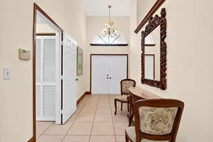 1059 Fairfax Cir W, Boynton Beach, FL 33436 - Photo 4