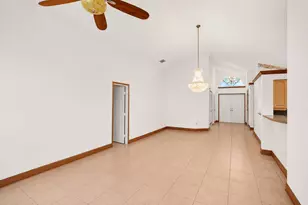 1059 Fairfax Cir W, Boynton Beach, FL 33436 - Photo 8