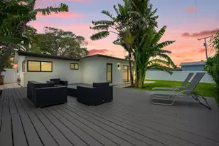 1001 SE 13th Ct, Deerfield Beach, FL 33441 - Photo 4